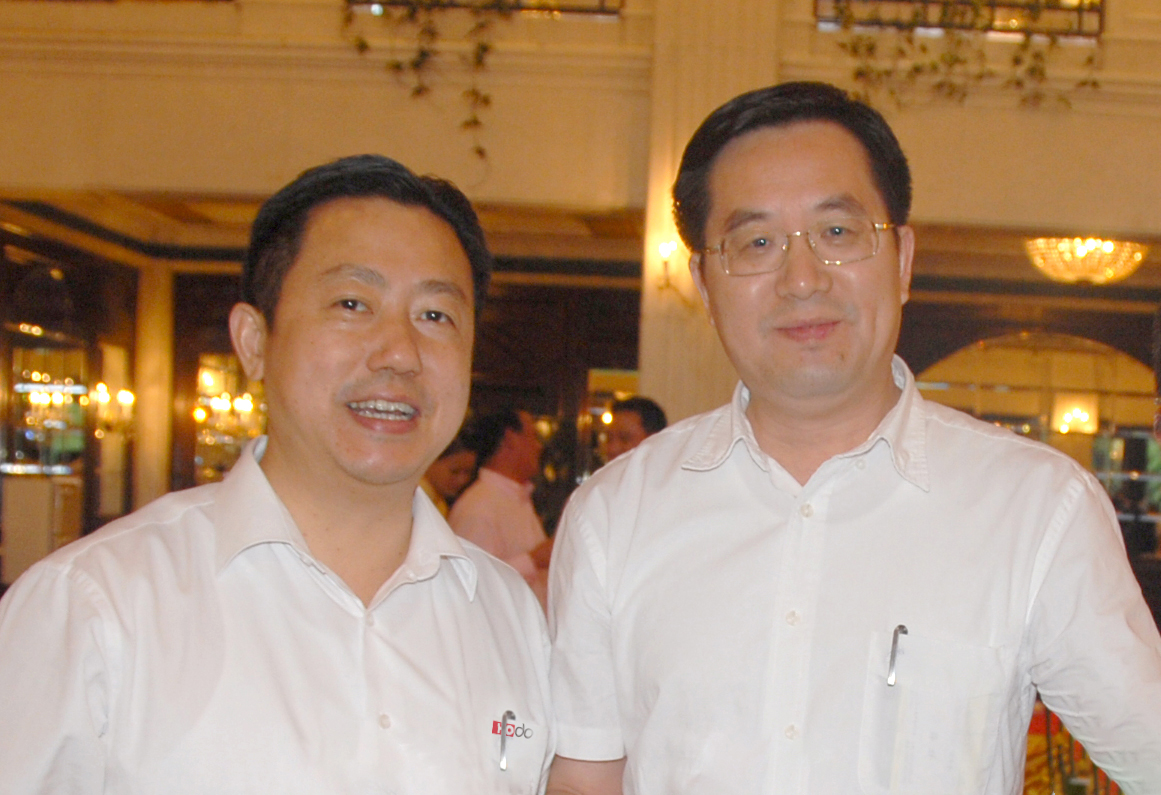 中央政治局常委、國務院副總理丁薛祥與周海江合影